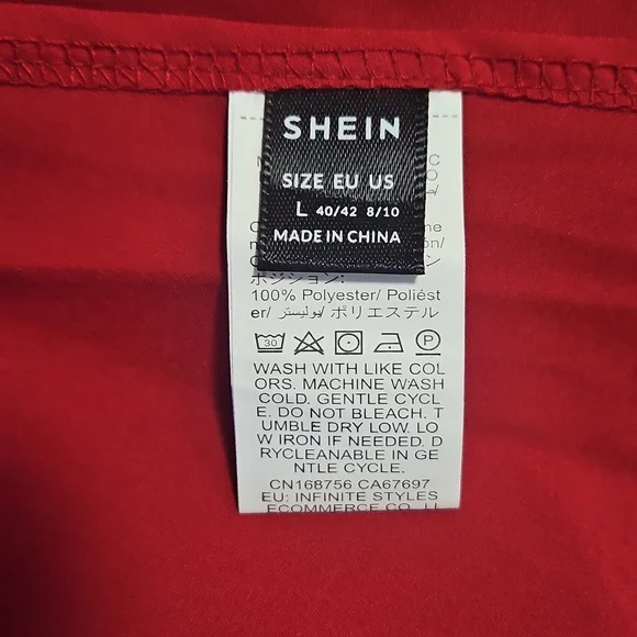 SHEIN Red Sleeveless High-Low Tunic with Face Graphic - Picture 6 of 6